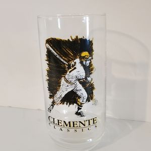 Vintage Roberto Clemente Glass Tumbler.
